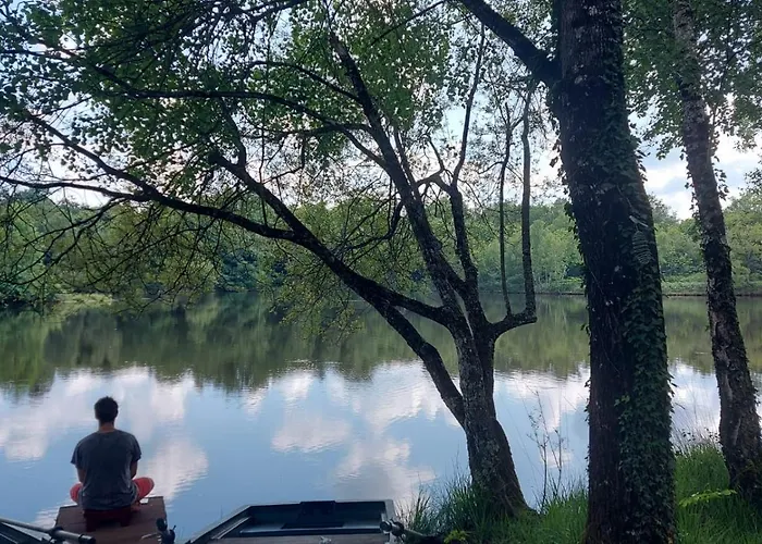 펜션 Maison Des Arts En Perigord